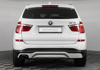 Подержанный автомобиль BMW X3 2015 года (4 фото)