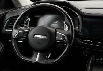 Подержанный автомобиль Haval F7x 2021 года (14 фото)
