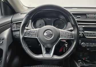 Подержанный автомобиль Nissan X-Trail 2019 года (12 фото)