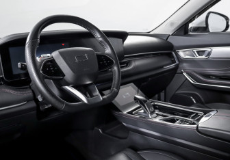 Подержанный автомобиль FAW Bestune T99 2023 года (14 фото)