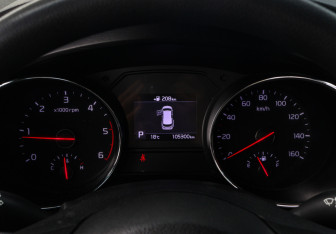 Подержанный автомобиль Kia Carnival 2018 года (26 фото)