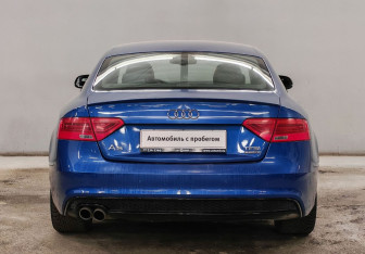 Подержанный автомобиль Audi A5 Coupe 2016 года (6 фото)