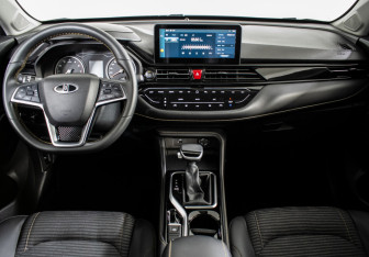 Подержанный автомобиль Москвич 3 2023 года (14 фото)