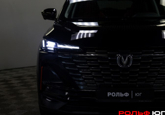 Подержанный автомобиль Changan CS55PLUS 2023 года (20 фото)