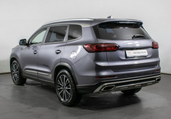 Подержанный автомобиль Chery Tiggo 8 Pro 2023 года (7 фото)