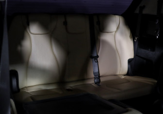 Подержанный автомобиль Kia Carnival 2020 года (17 фото)