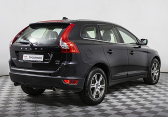 Подержанный автомобиль Volvo XC60 2011 года (5 фото)