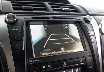 Подержанный автомобиль Toyota Camry Sedan 2016 года (26 фото)