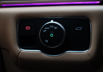 Подержанный автомобиль Jaecoo J8 2024 года (23 фото)