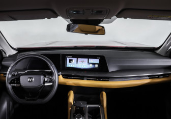 Подержанный автомобиль Changan Hunter Plus 2023 года (14 фото)