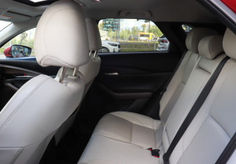 Подержанный автомобиль Mazda CX-30 2020 года (12 фото)