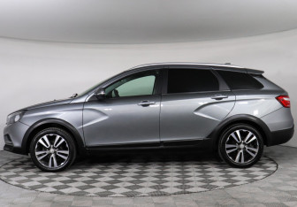 Подержанный автомобиль LADA (ВАЗ) Vesta Wagon 2019 года (8 фото)