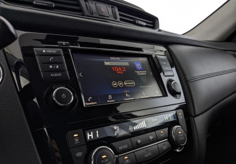 Подержанный автомобиль Nissan X-Trail 2021 года (25 фото)