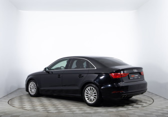 Подержанный автомобиль Audi A3 Sedan 2014 года (7 фото)