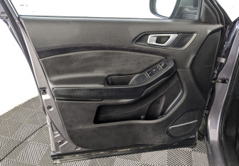 Подержанный автомобиль Chery Tiggo 4 2022 года (18 фото)