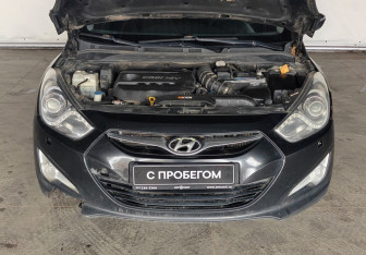 Подержанный автомобиль Hyundai i40 Wagon 2013 года (9 фото)