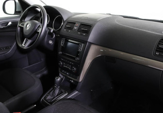 Подержанный автомобиль Skoda Yeti 2015 года (5 фото)