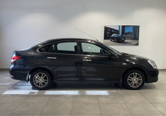 Подержанный автомобиль Nissan Almera Sedan 2014 года (4 фото)