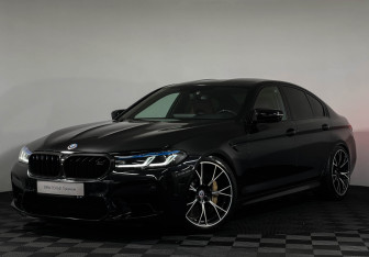 Подержанный автомобиль BMW M5 Sedan 2019 года (26 фото)