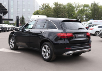 Подержанный автомобиль Mercedes-Benz GLC Coupe 2018 года (7 фото)