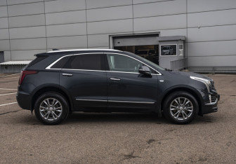 Подержанный автомобиль Cadillac XT5 2021 года (4 фото)