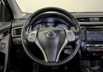 Подержанный автомобиль Nissan Qashqai 2018 года (20 фото)
