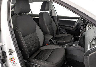 Подержанный автомобиль Skoda Octavia Liftback 2018 года (24 фото)