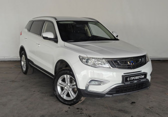 Подержанный автомобиль Geely Atlas 2018 года (3 фото)