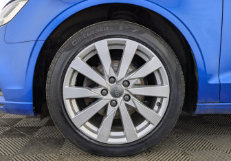 Подержанный автомобиль Audi A3 Sedan 2019 года (12 фото)