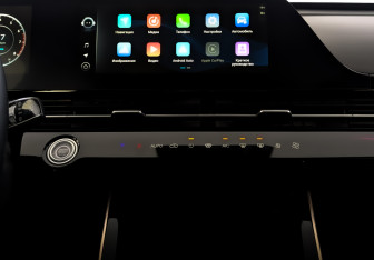 Подержанный автомобиль Omoda C5 2023 года (15 фото)