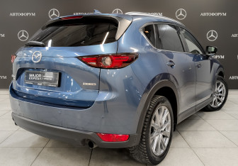 Подержанный автомобиль Mazda CX-5 2020 года (5 фото)