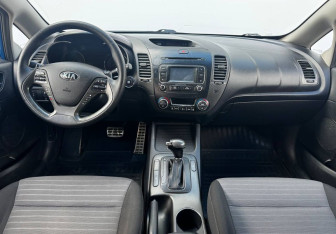 Подержанный автомобиль Kia Cerato Sedan 2014 года (9 фото)