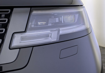 Подержанный автомобиль Land Rover Range Rover 2023 года (11 фото)