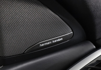 Подержанный автомобиль BMW X6 2019 года (22 фото)