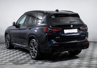 Подержанный автомобиль BMW X3 2022 года (7 фото)