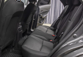 Подержанный автомобиль Mazda CX-30 2021 года (12 фото)