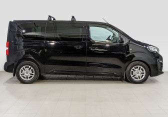 Подержанный автомобиль Peugeot Traveller 2019 года (4 фото)