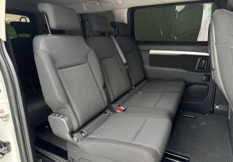 Подержанный автомобиль Citroen SpaceTourer 2021 года (11 фото)