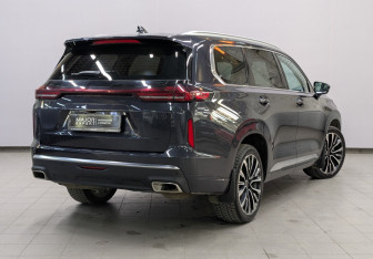 Подержанный автомобиль Exeed VX 2023 года (19 фото)