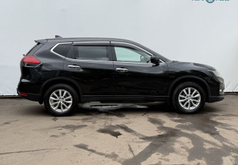 Подержанный автомобиль Nissan X-Trail 2019 года (4 фото)