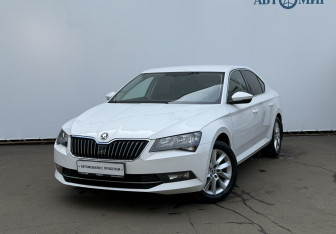 Подержанный автомобиль Skoda Superb Liftback 2016 года (1 фото)