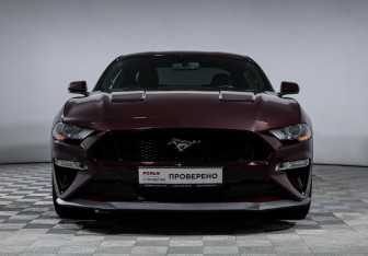 Подержанный автомобиль Ford Mustang Coupe 2017 года (2 фото)