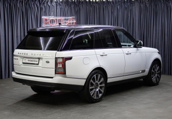 Подержанный автомобиль Land Rover Range Rover 2016 года (5 фото)