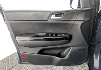 Подержанный автомобиль Kia Sportage 2021 года (19 фото)