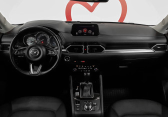 Подержанный автомобиль Mazda CX-5 2020 года (8 фото)
