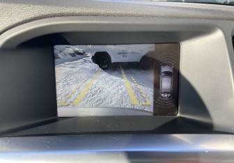 Подержанный автомобиль Volvo S60 2012 года (15 фото)