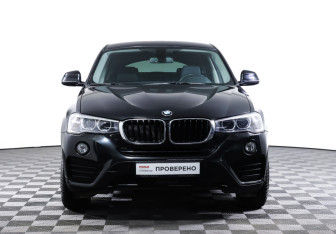 Подержанный автомобиль BMW X4 2017 года (2 фото)