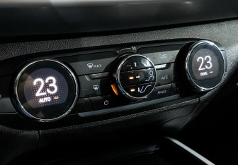 Подержанный автомобиль Exeed TXL 2020 года (21 фото)