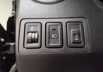 Подержанный автомобиль Suzuki Grand Vitara 2007 года (18 фото)
