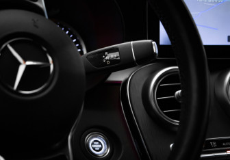 Подержанный автомобиль Mercedes-Benz GLC Coupe 2020 года (16 фото)